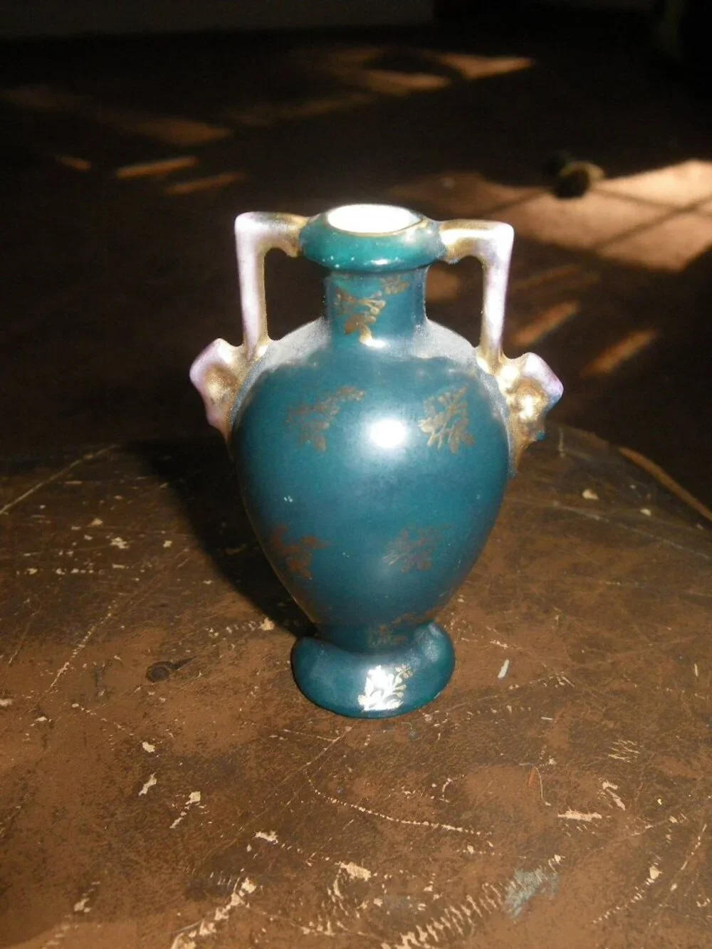 Vintage Miniature Vase Urn w/ Victorian Graphics Austria Super Cute!